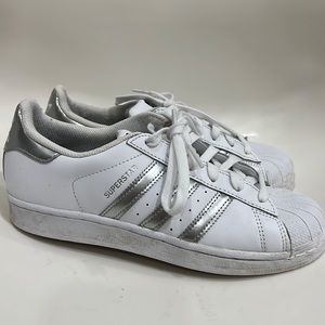 ADIDAS White Superstar Sneakers in Women Size 6.5 with Silver Stripes